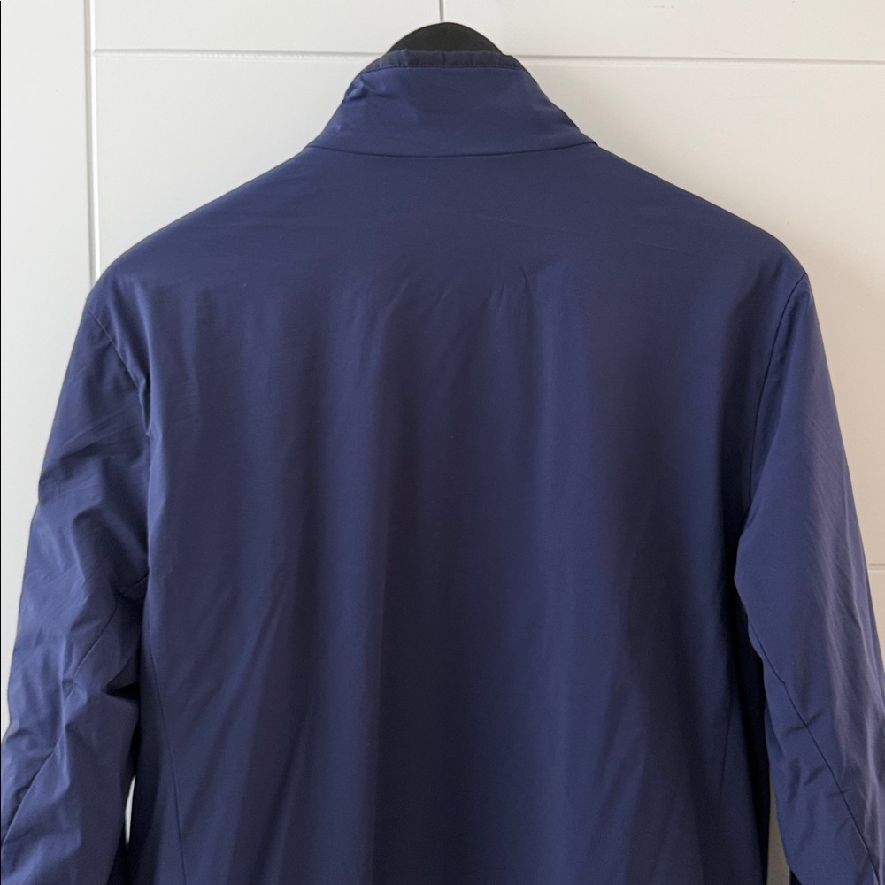 Descente Light Jacket - Picture 4 of 10